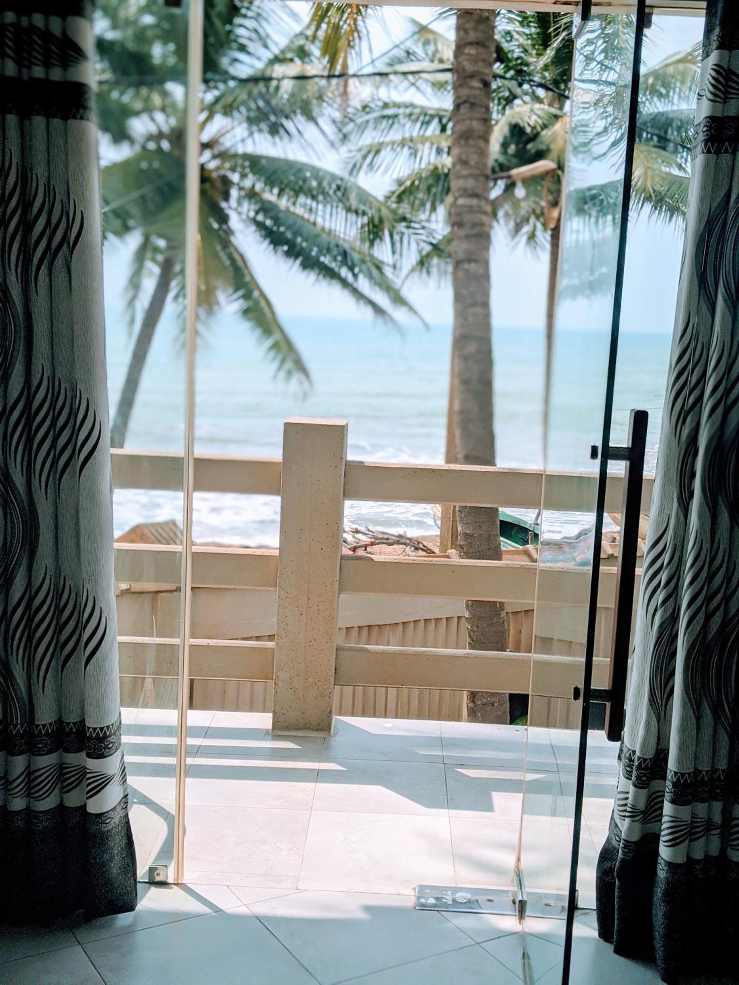 كالوتارا Amssler Beach Stay الغرفة الصورة